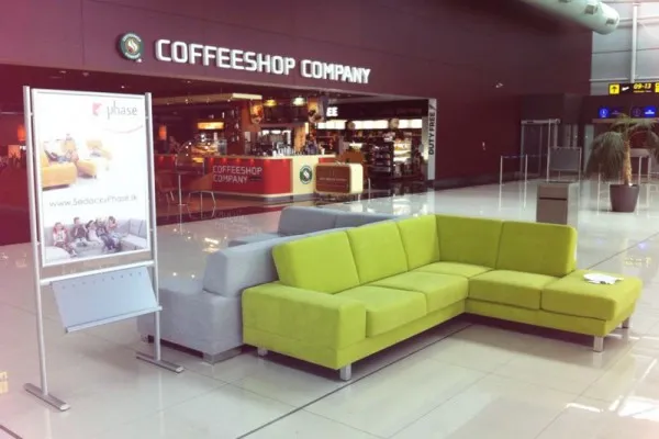 Křest ohněm na letišti: obstály naše sedačky?